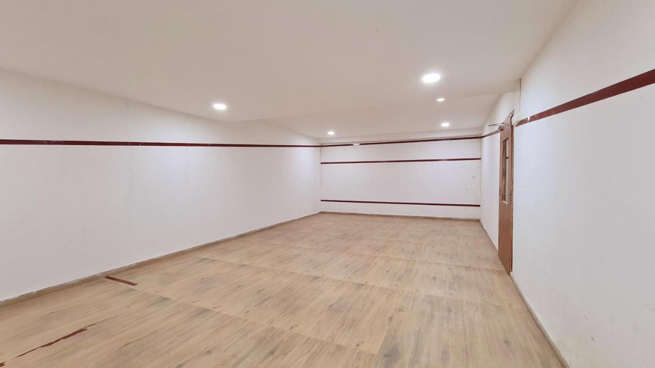 Galaxy Club & Hotel Bijāpur Eksteriør billede